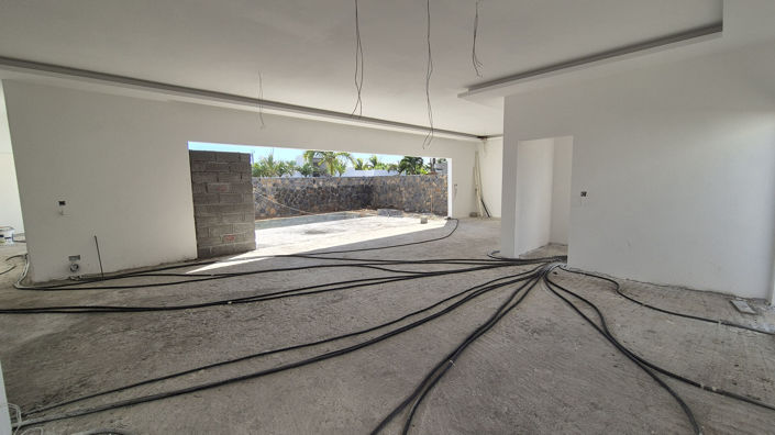 Image No.2-4 Bed Villa for sale