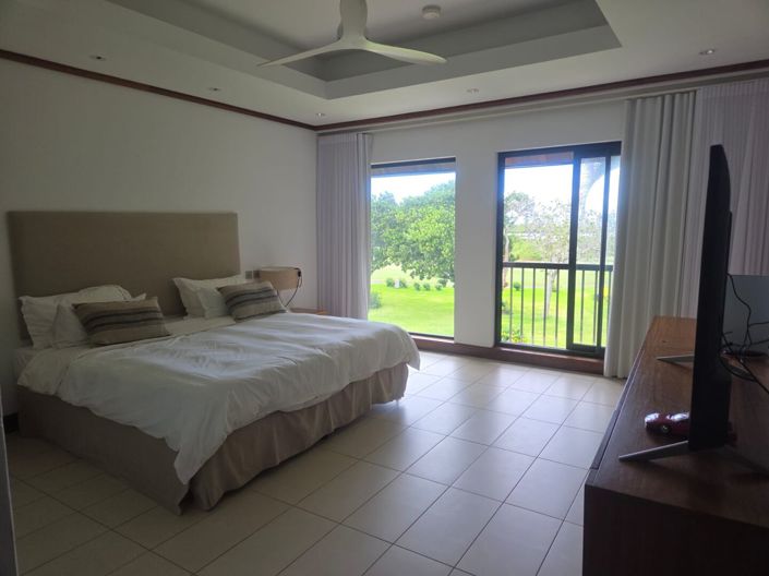 Image No.10-5 Bed Villa for sale