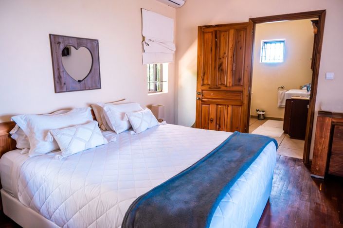 Image No.6-4 Bed Villa for sale