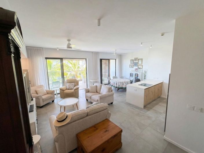 Image No.15-3 Bed Property for sale
