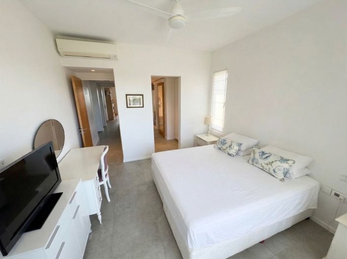 Image No.23-3 Bed Property for sale