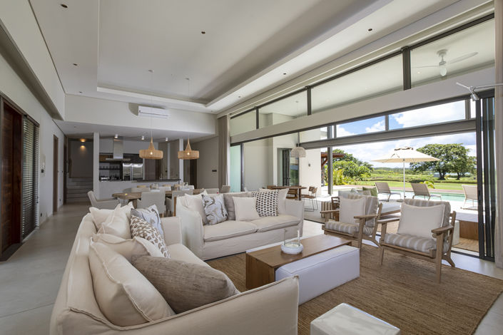Image No.2-4 Bed Villa for sale