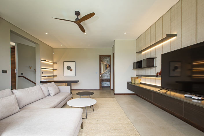 Image No.2-4 Bed Villa for sale