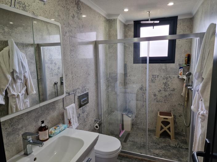 Image No.15-4 Bed Villa / Detached for sale