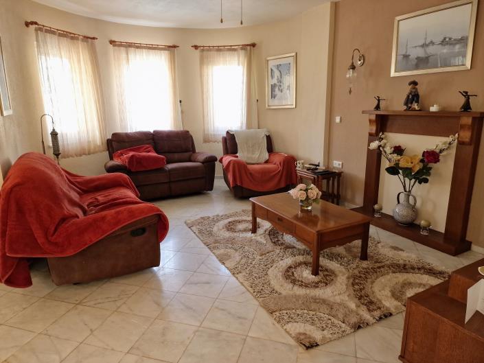 Image No.2-3 Bed Villa / Detached for sale