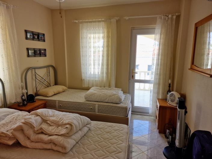 Image No.10-3 Bed Villa / Detached for sale