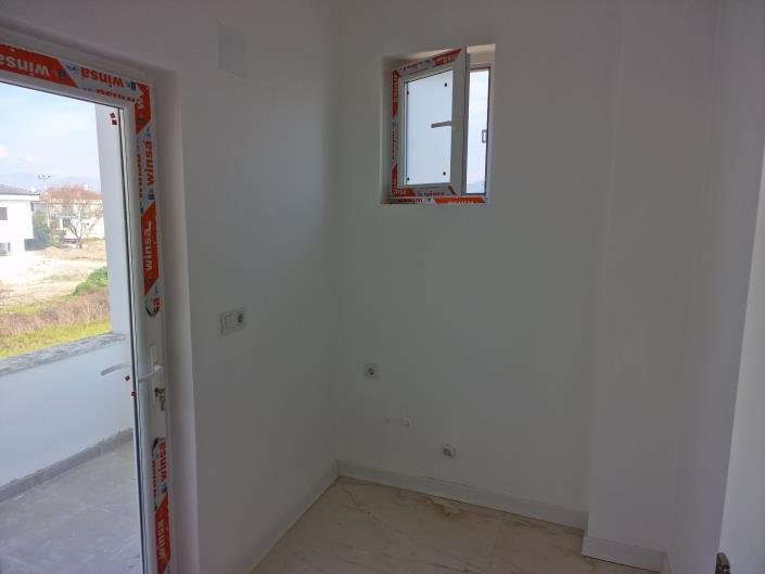 Image No.12-4 Bed Villa / Detached for sale