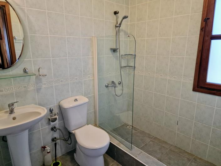 Image No.15-14 Bed Villa / Detached for sale