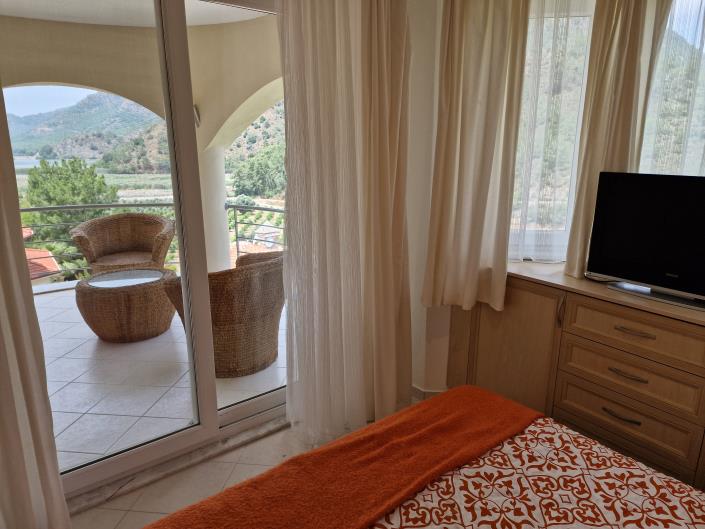 Image No.9-4 Bed Villa for sale