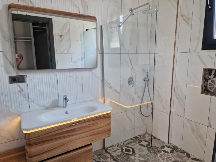 Image No.14-4 Bed Mansion for sale