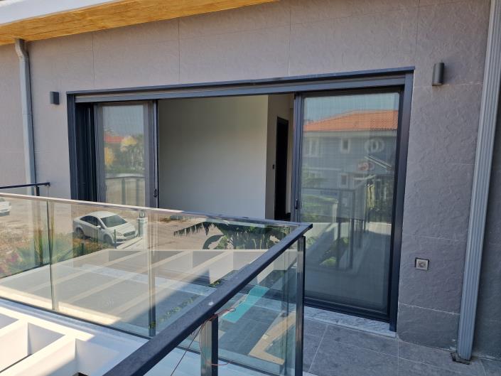 Image No.28-4 Bed Mansion for sale