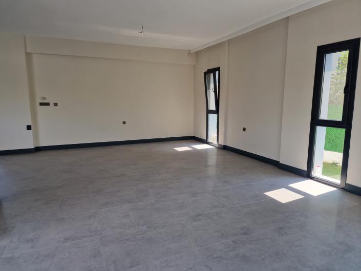 Image No.31-4 Bed Mansion for sale