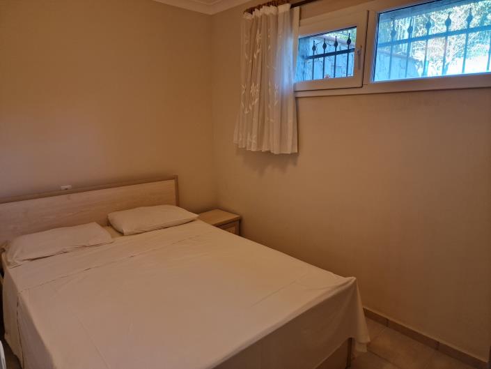 Image No.8-4 Bed Villa / Detached for sale