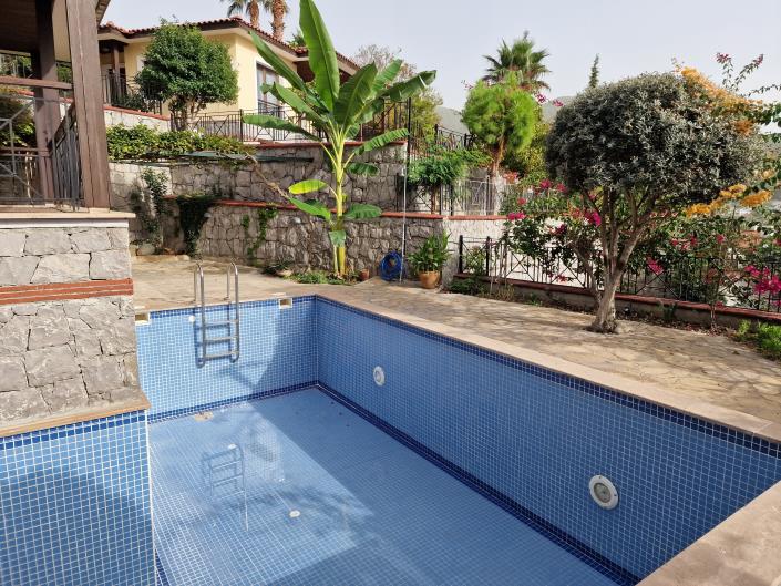 Image No.14-4 Bed Villa / Detached for sale