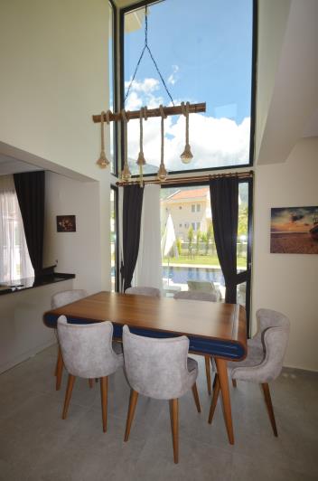 Image No.4-4 Bed Villa / Detached for sale