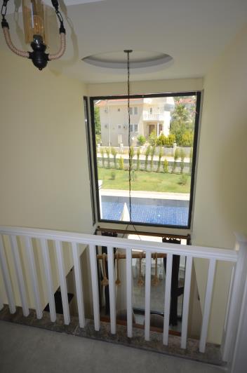 Image No.13-4 Bed Villa / Detached for sale