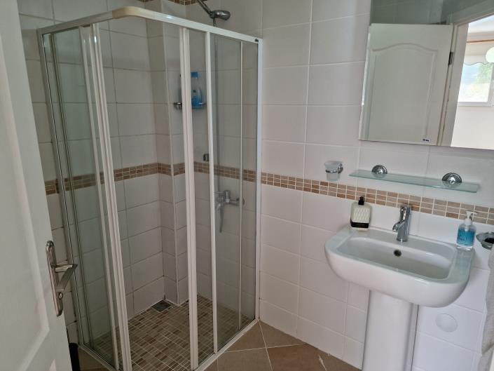 Image No.15-4 Bed Villa / Detached for sale