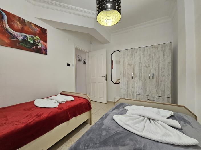 Image No.17-4 Bed Apartment for sale