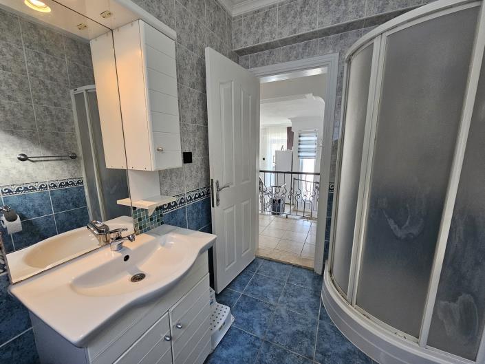 Image No.21-4 Bed Apartment for sale