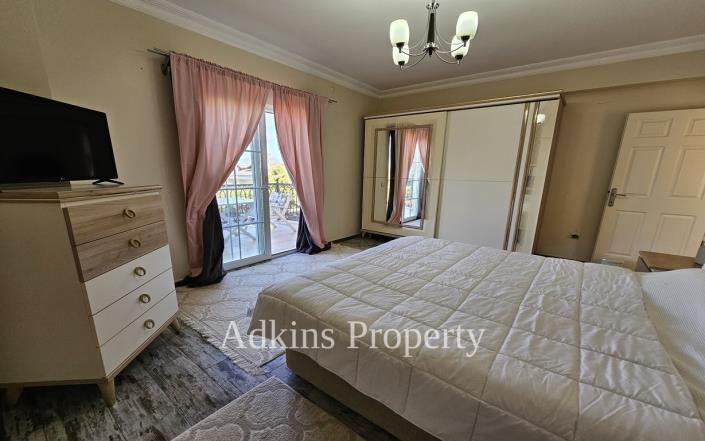 Image No.7-4 Bed Villa / Detached for sale