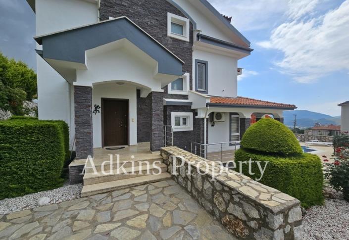 Image No.34-5 Bed Villa / Detached for sale