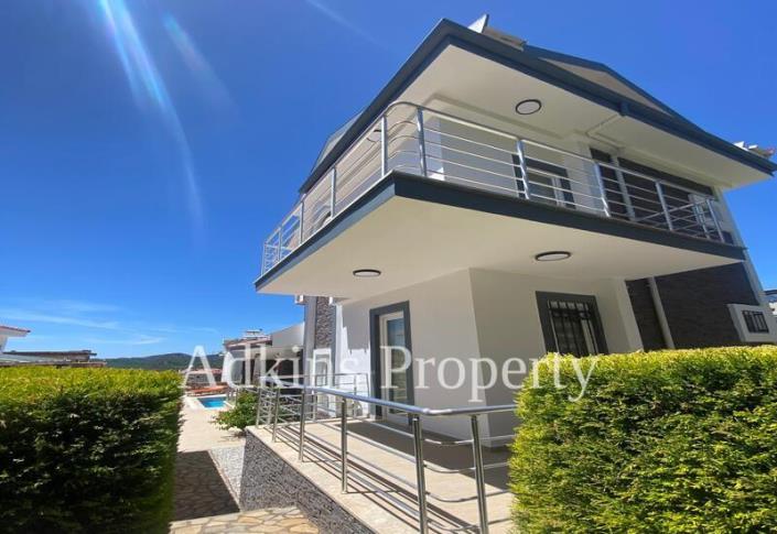 Image No.43-5 Bed Villa / Detached for sale