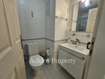 E_Family-Bathroom-1--1-
