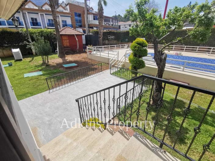 Image No.25-4 Bed Apartment for sale