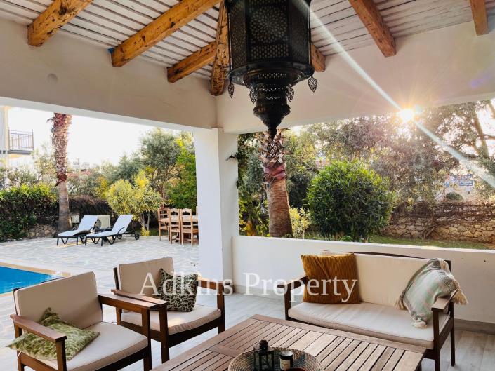 Image No.22-4 Bed Villa / Detached for sale