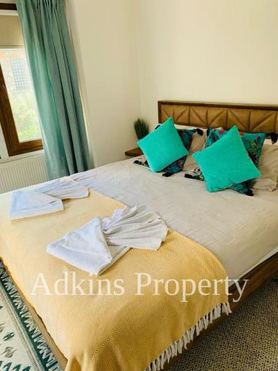 Image No.12-4 Bed Villa / Detached for sale