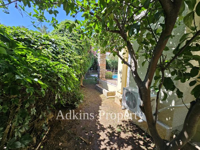 Image No.26-4 Bed Villa / Detached for sale