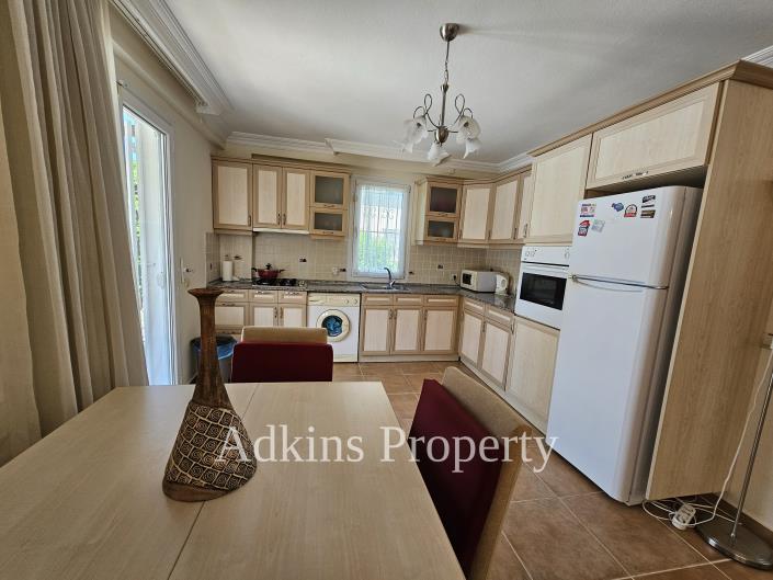 Image No.6-4 Bed Villa / Detached for sale