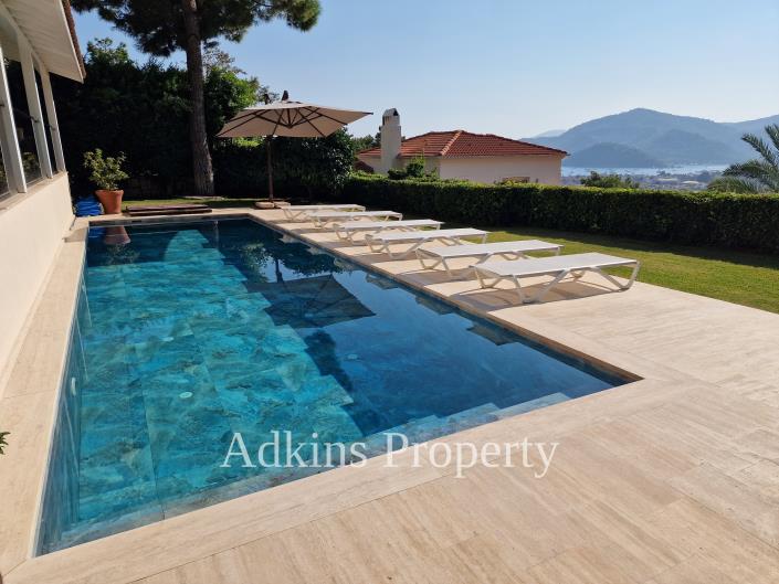 Image No.22-5 Bed Villa / Detached for sale