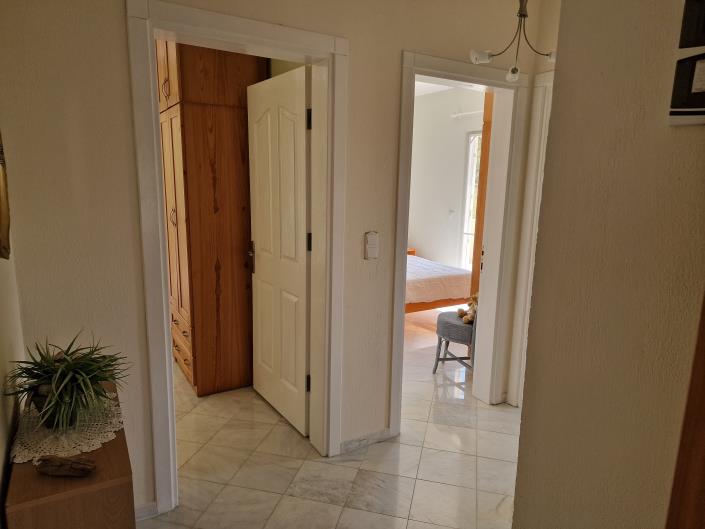 Image No.13-3 Bed Villa / Detached for sale