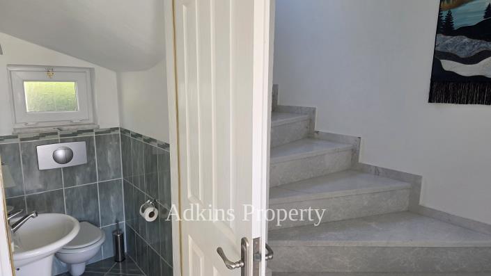 Image No.13-3 Bed Villa for sale