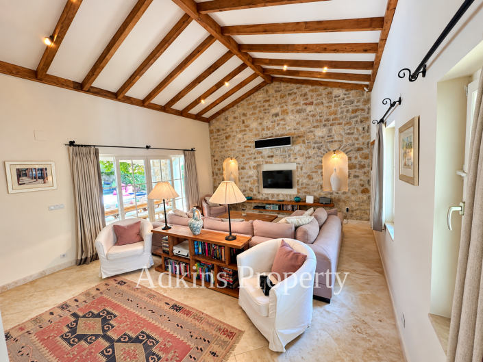 Image No.4-4 Bed Villa for sale