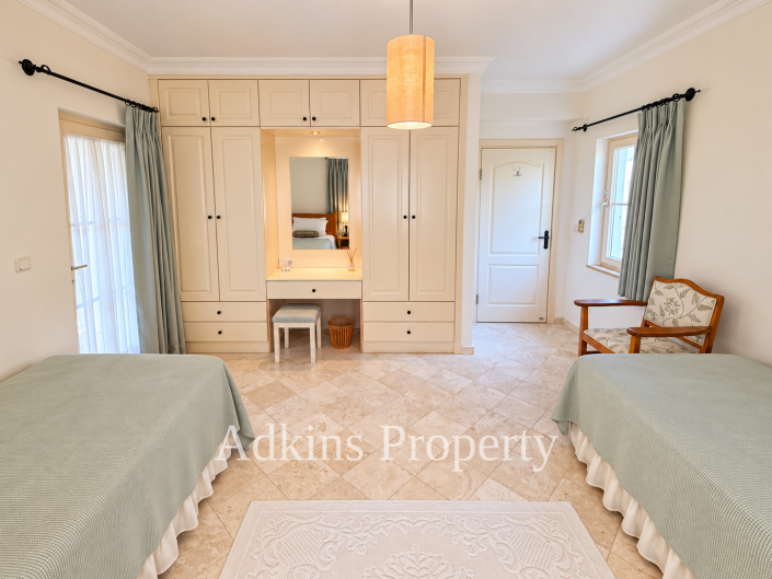 Image No.21-4 Bed Villa for sale