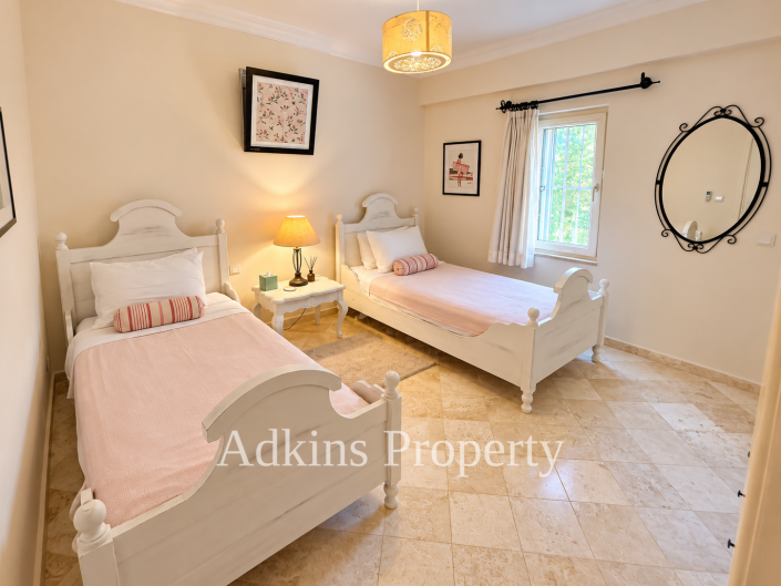 Image No.22-4 Bed Villa for sale
