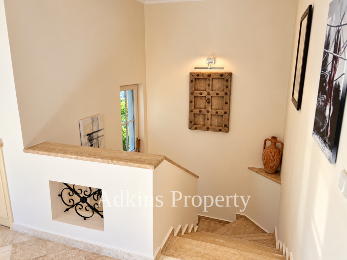 Image No.31-4 Bed Villa for sale