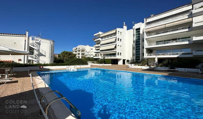 Image No.1-Appartement de 3 chambres à vendre à Voula