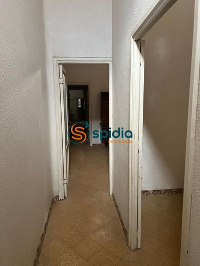 Image No.11-5 Bed Property for sale