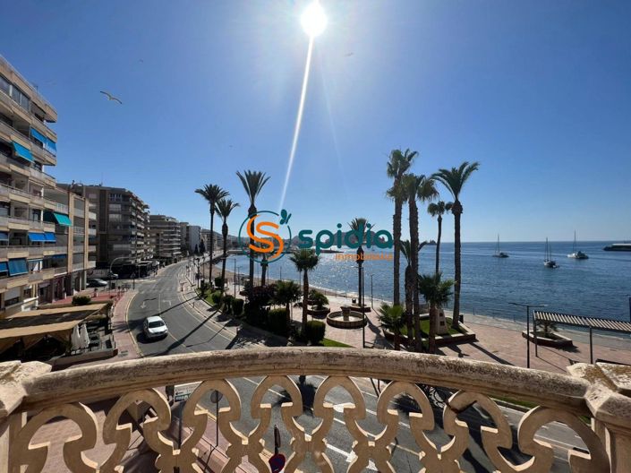 Image No.20-5 Bed Property for sale