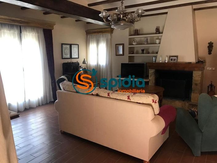 Image No.27-6 Bed Villa for sale