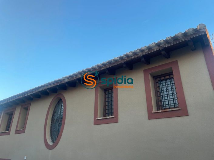 Image No.41-6 Bed Villa for sale