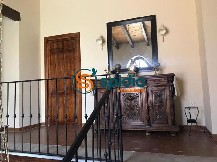 Image No.7-6 Bed Villa for sale