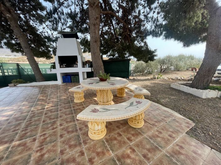 Image No.14-3 Bed Country House for sale
