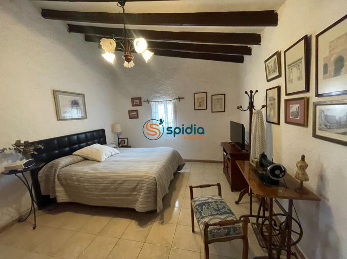 Image No.3-3 Bed Country House for sale