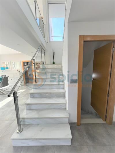 Image No.19-4 Bed Chalet for sale