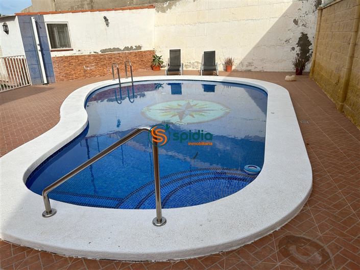 Image No.48-2 Bed Villa for sale