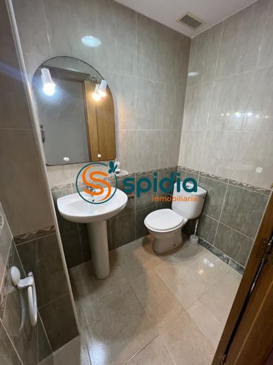 Image No.14-3 Bed Flat for sale